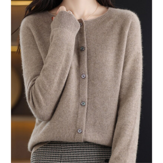 Classic button-front refined everyday cardigan for women | Aurelia -2