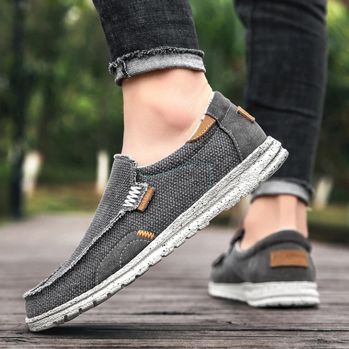 Classic canvas slip-on everyday shoes for men | Dockstone -12