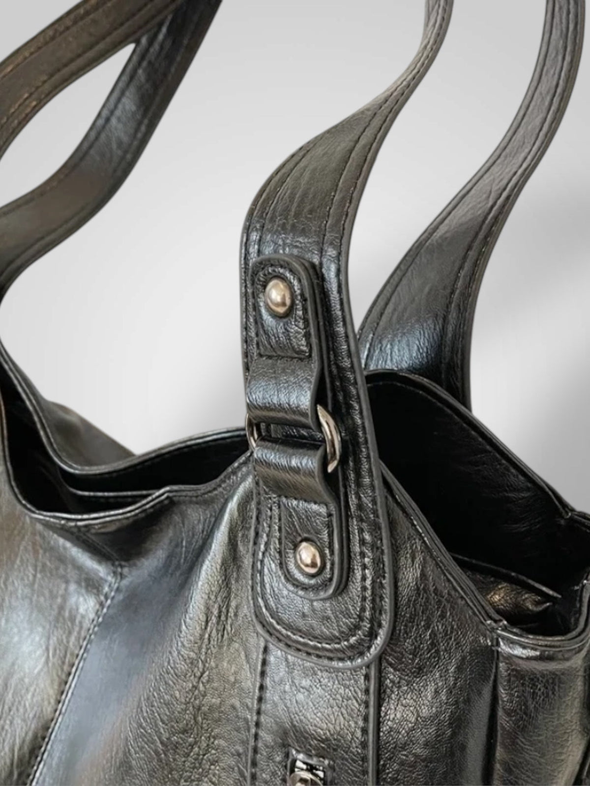 Isolde | Women's Vegan Leather Shoulder Bag