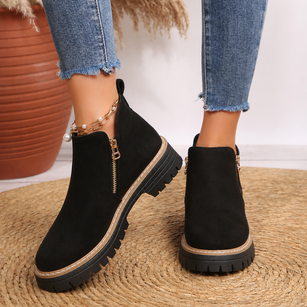 Beatrice | Women's Cushioned Wedge Ankle Boot
