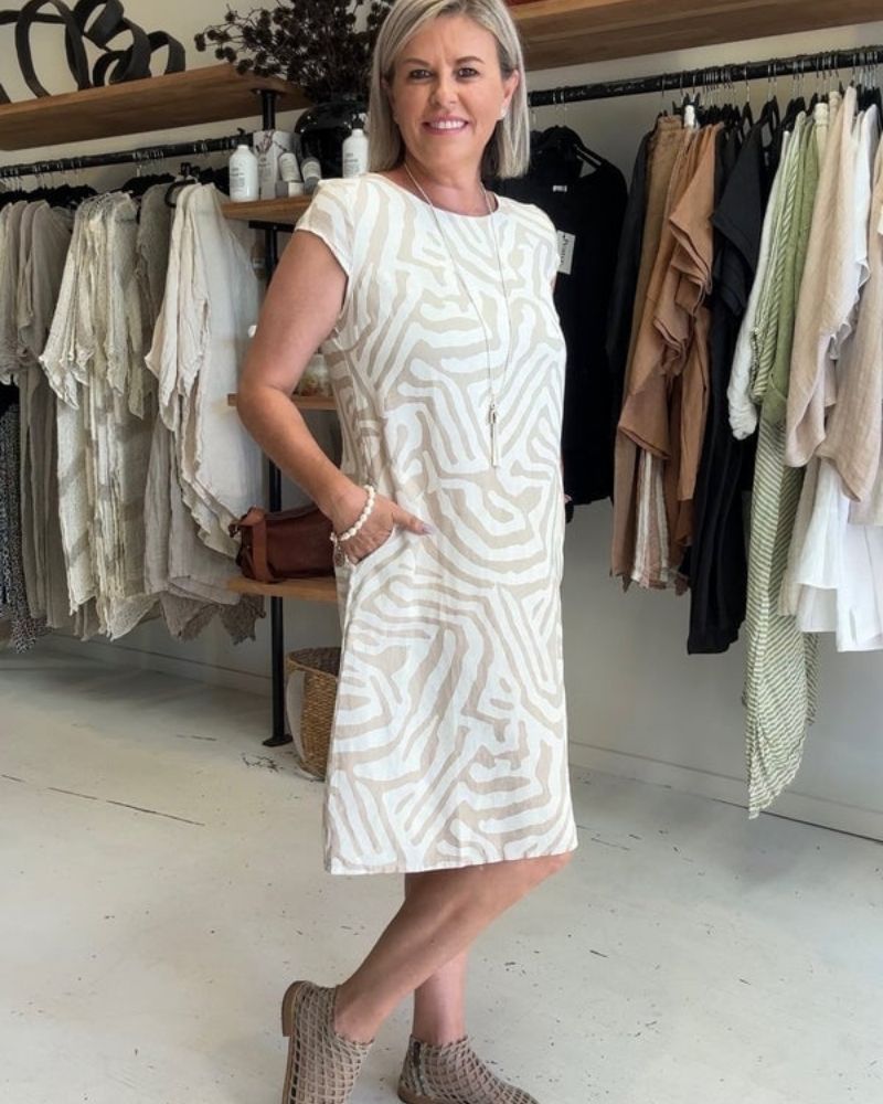 Patterned round-neck everyday casual dress for women | Nelia -4
