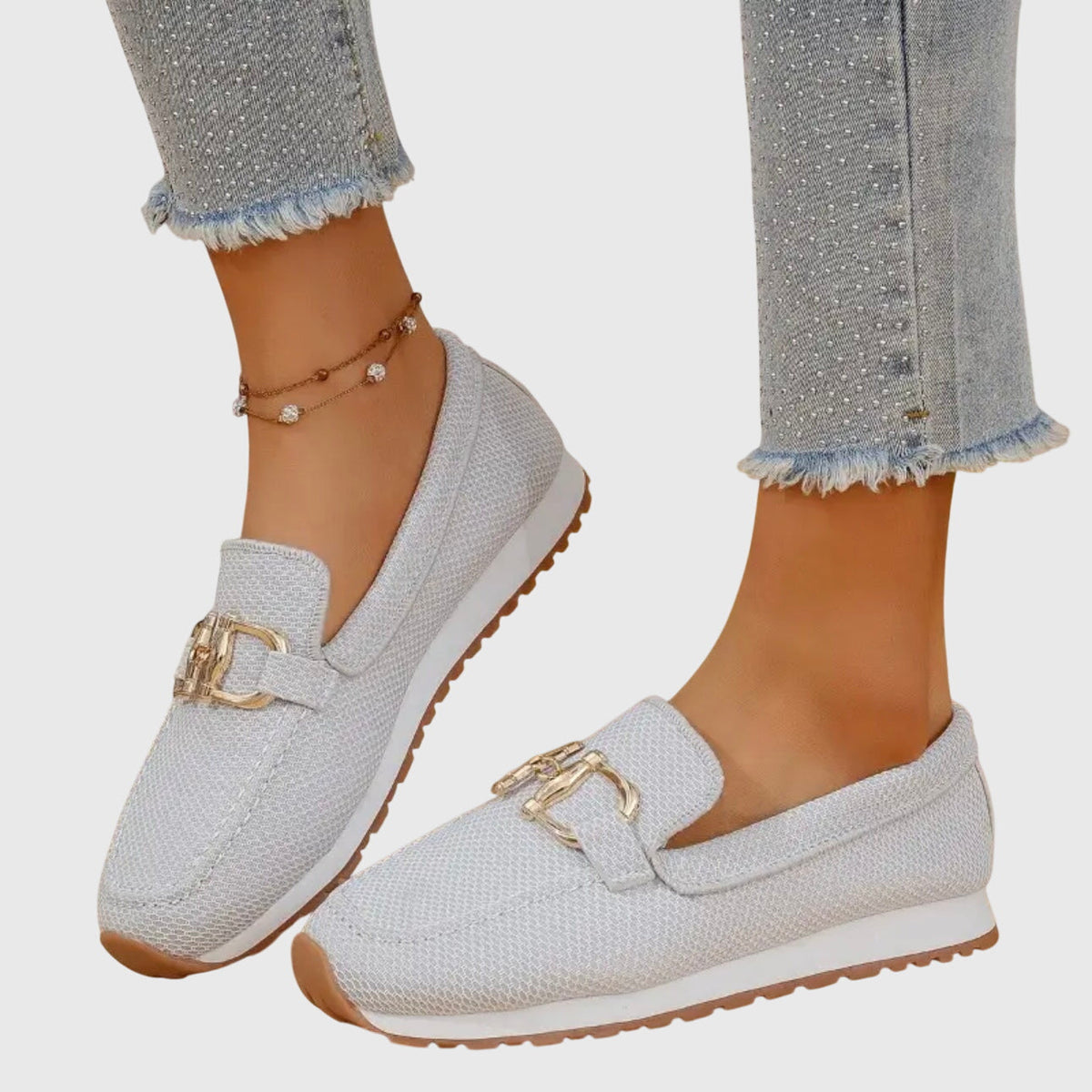 Orthopaedic-inspired refined everyday loafers for women | Elira -9