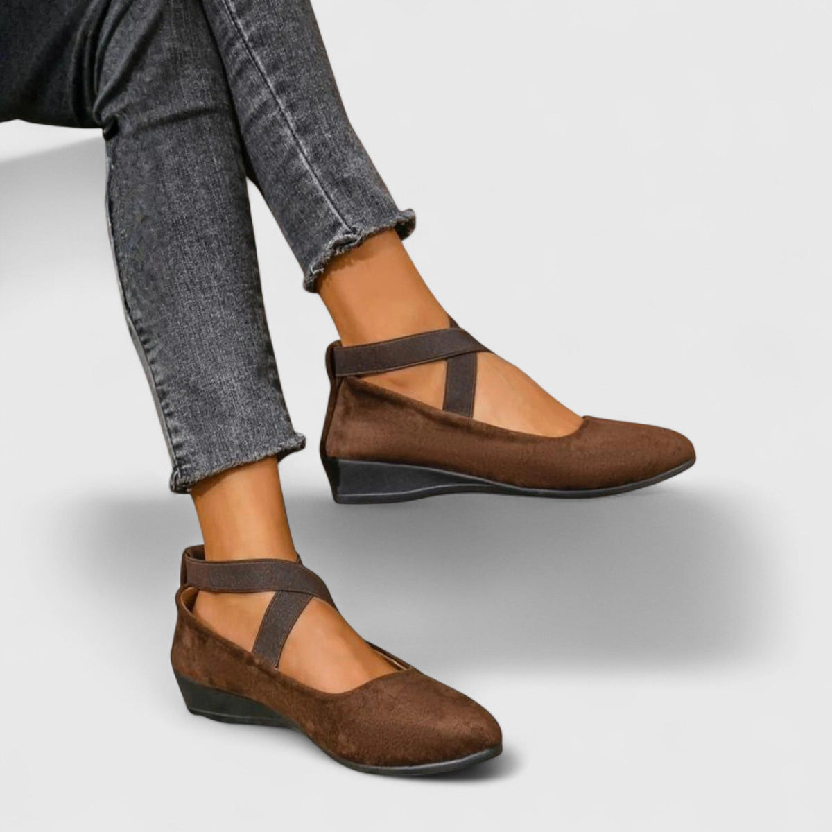 Orthopaedic-inspired sleek slip-on everyday shoes for women | Jynelle -3