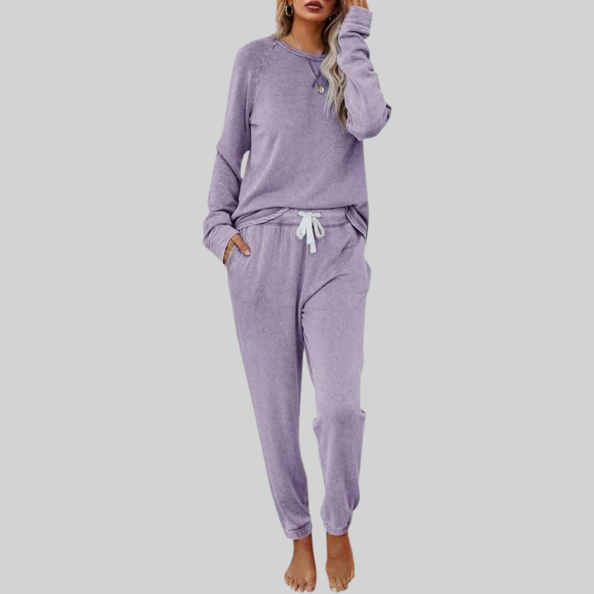 Casual long-sleeve and sweatpants everyday set for women | Jocelyn -3