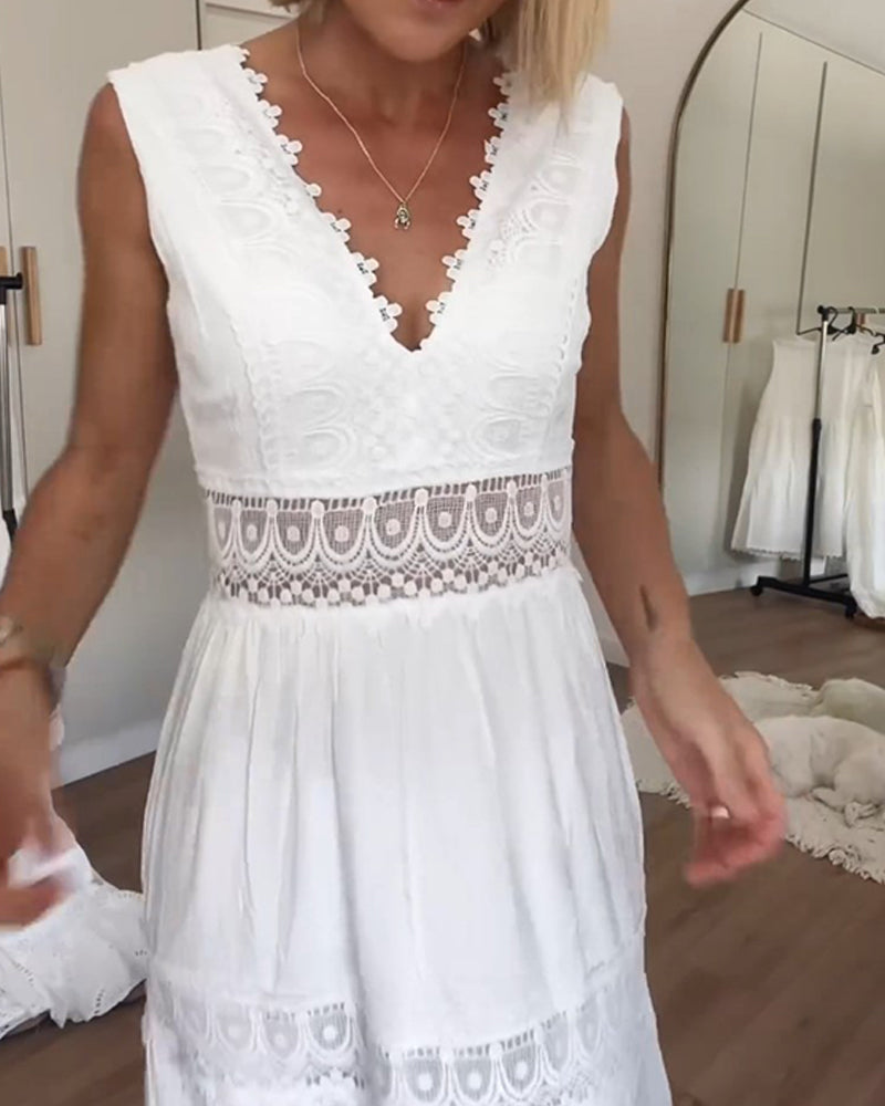 Aurélie for Women | Elegant Lace V-Neck Dress