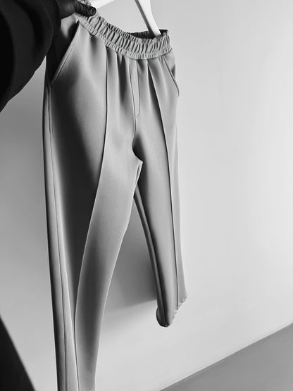 Smart pleated tailored everyday trousers for men | Ellison -8