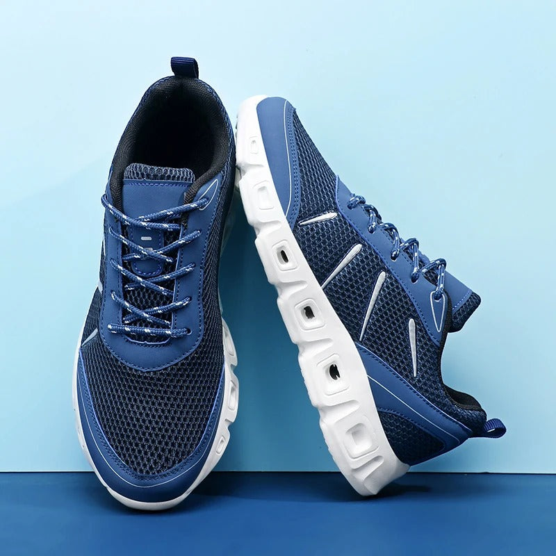 Performance adaptive-cushioning running trainers for men | AeroFlex -6