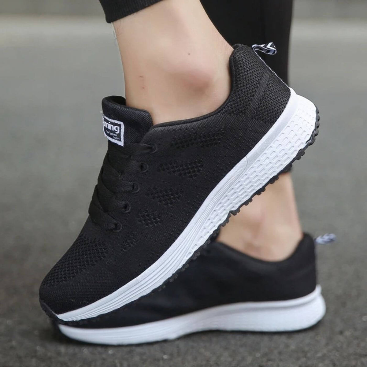 Marisole | Women's Cushioned Orthopedic Lace-Up Sneaker
