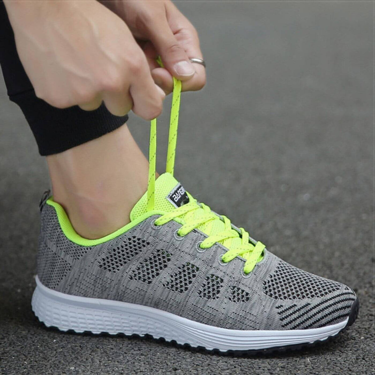 Marisole | Women's Cushioned Orthopedic Lace-Up Sneaker