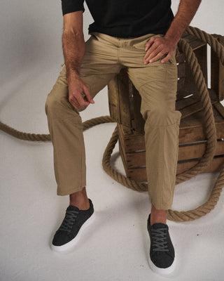 Classic relaxed cargo trousers for men | Hampton -3