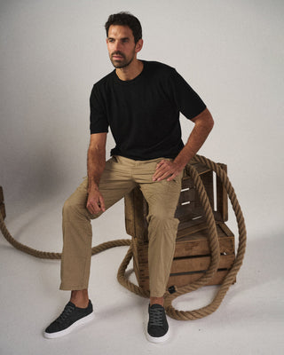 Classic relaxed cargo trousers for men | Hampton -4