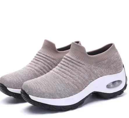 Hollis | Slip-Resistant Cushioned Work Shoe