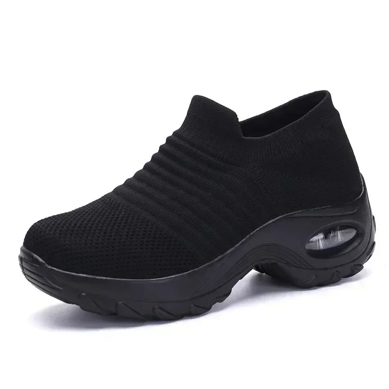 Hollis | Slip-Resistant Cushioned Work Shoe