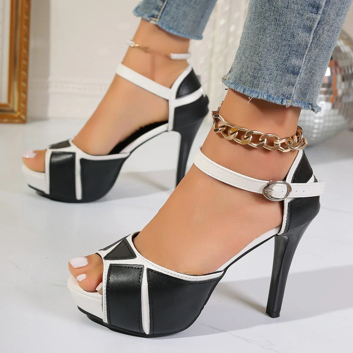 Classic elegant everyday heels for women | Valentina Marise -9