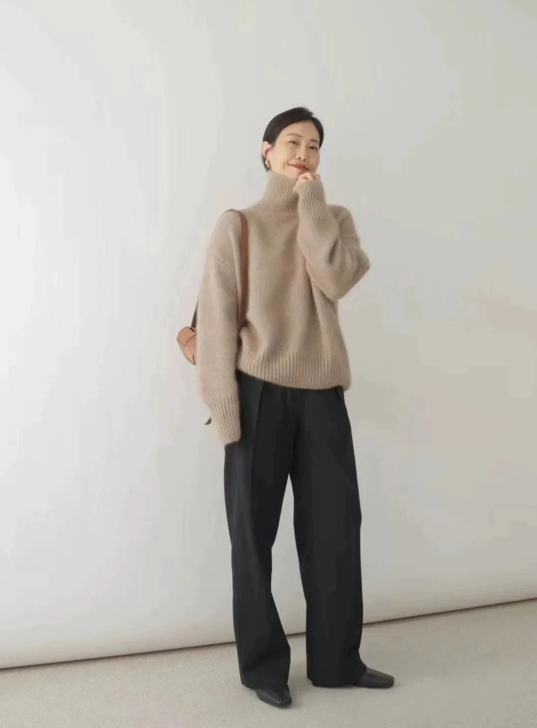 Rosamund | Women's Cashmere Turtleneck Sweater