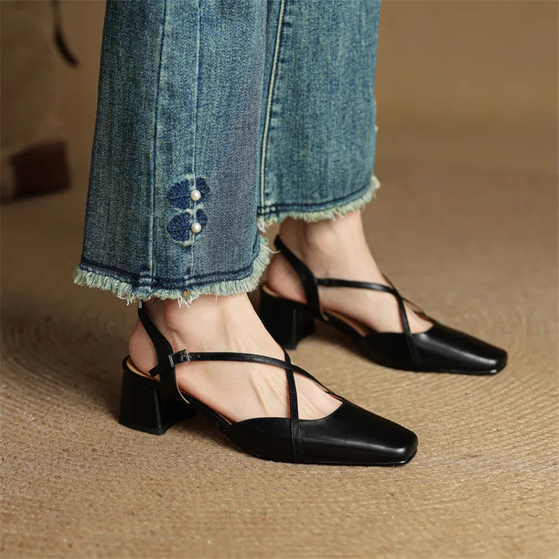 Closed-toe block-heel buckle sandals for women | Cecelia -7