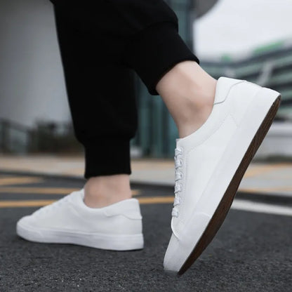 Classic hybrid refined everyday trainers for men | Claremont -6