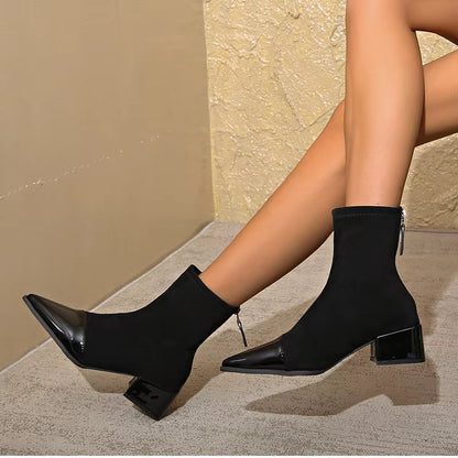 Elegant block heel ankle boots with glossy details for Women | Gracia Noir