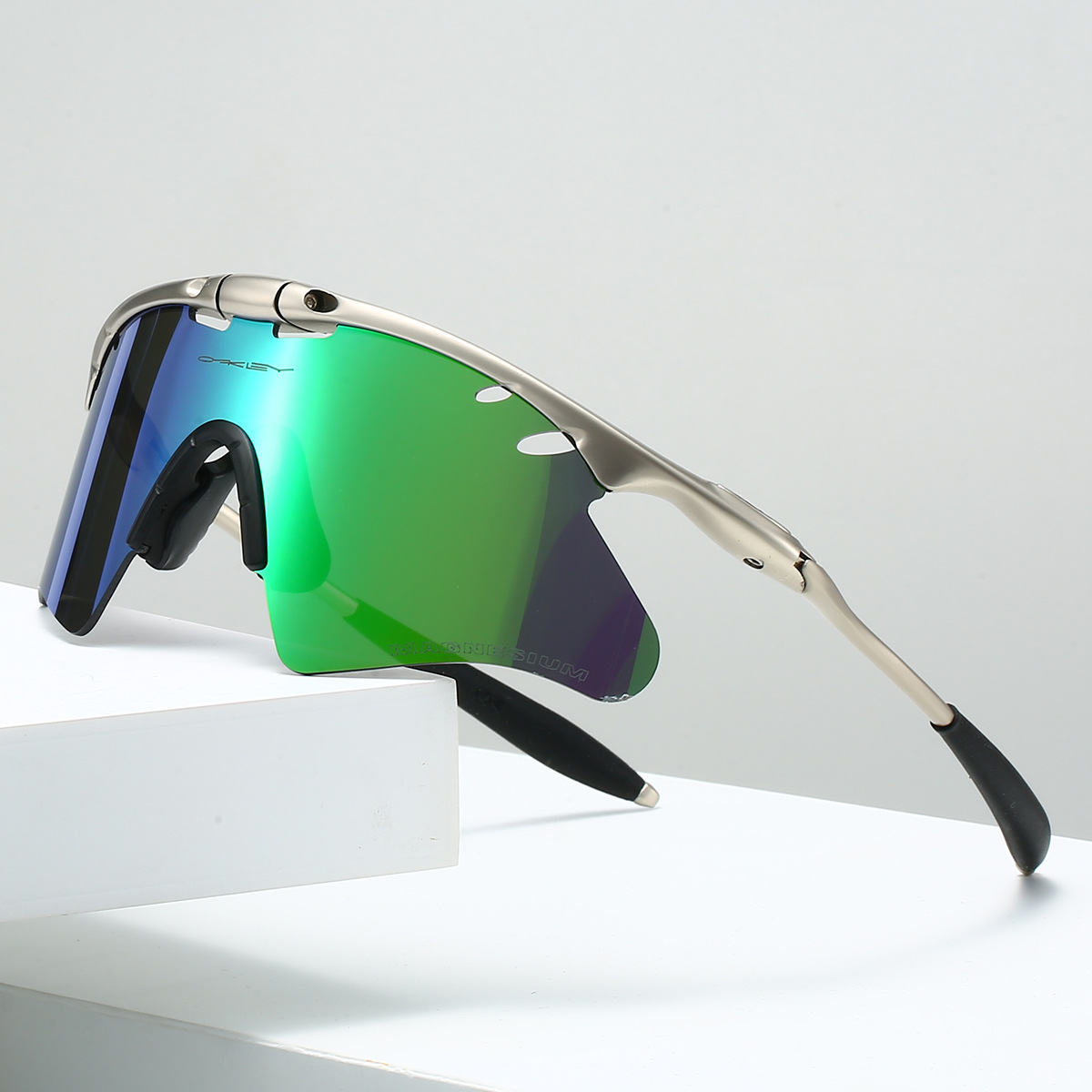 Premium polarised sport sunglasses for men | SolarMatrix -3