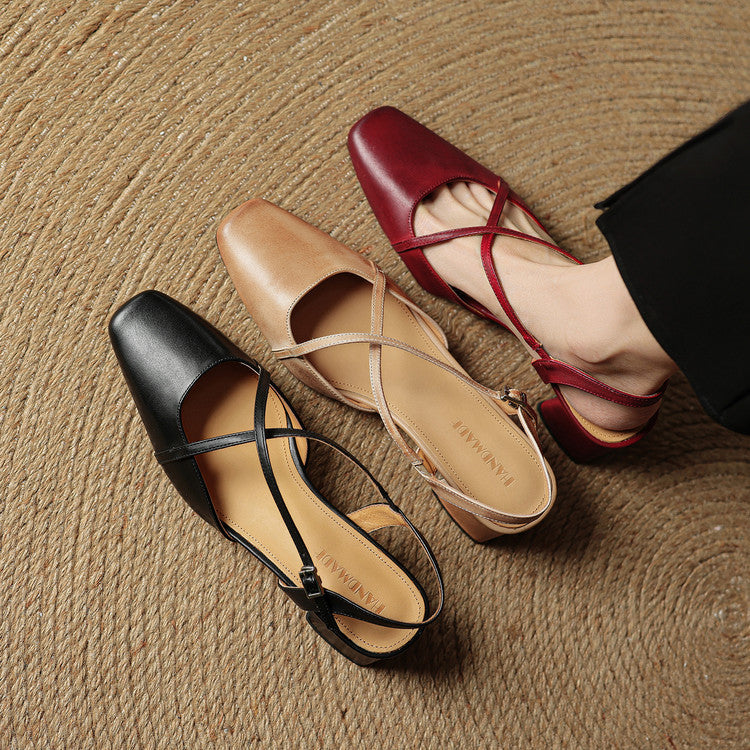 Closed-toe block-heel buckle sandals for women | Cecelia -16