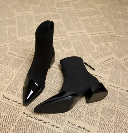 Elegant block heel ankle boots with glossy details for Women | Gracia Noir