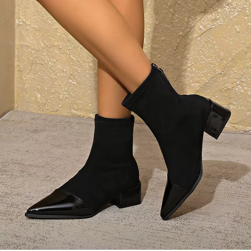 Elegant block heel ankle boots with glossy details for Women | Gracia Noir