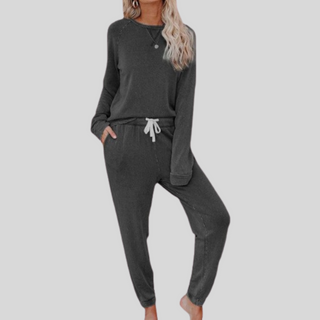 Casual long-sleeve and sweatpants everyday set for women | Jocelyn -9