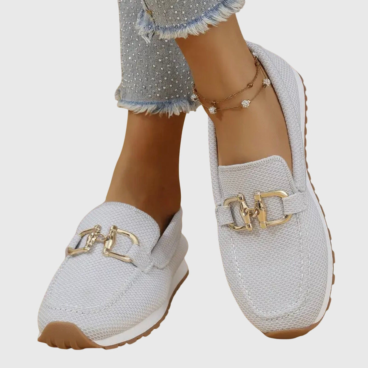 Orthopaedic-inspired refined everyday loafers for women | Elira -4