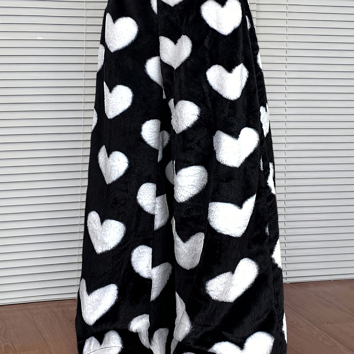 Robyn | Women's Plaid Fleece Wide Leg Sweatpant