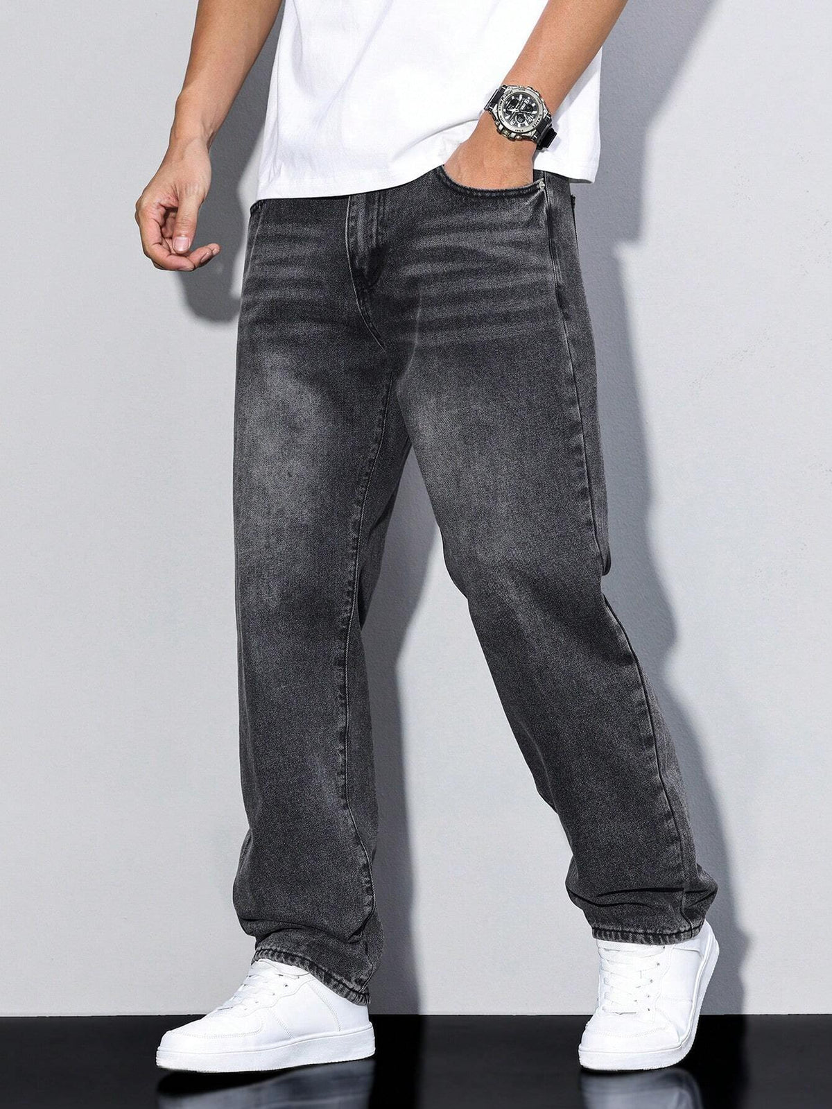 Casual wide-leg relaxed fit denim jeans for men | Urban Denim -14