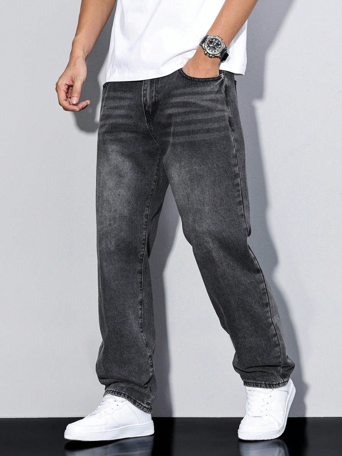 Casual wide-leg relaxed fit denim jeans for men | Urban Denim -9