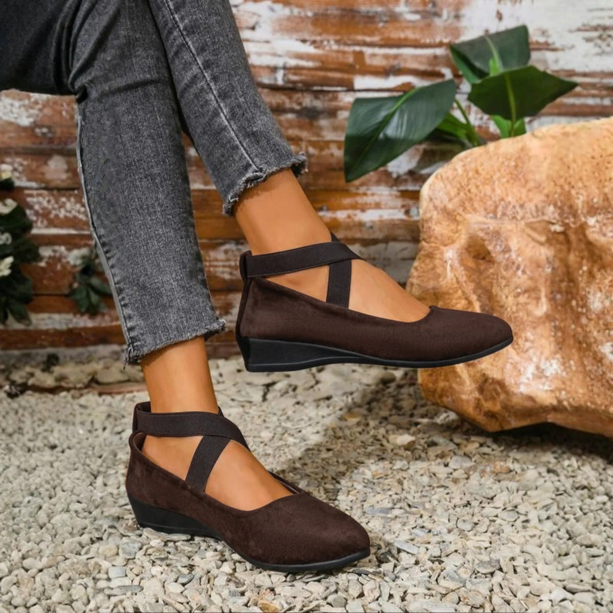Comfy closed-toe wedge slip-on shoes for women | Angel -2