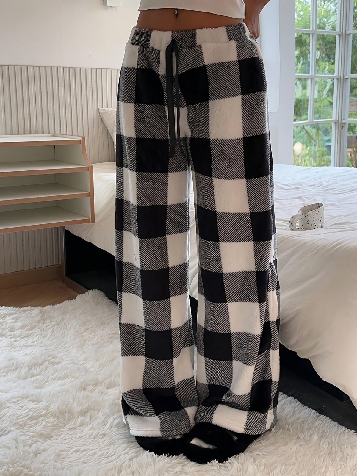 Robyn | Women's Plaid Fleece Wide Leg Sweatpant