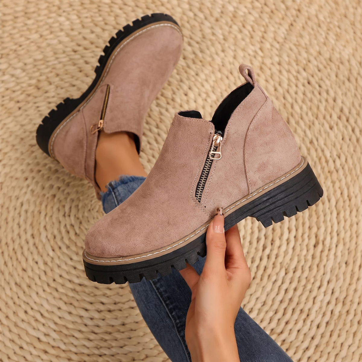 Beatrice | Women's Cushioned Wedge Ankle Boot