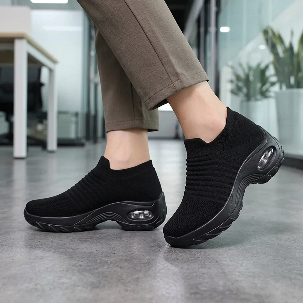Hollis | Slip-Resistant Cushioned Work Shoe