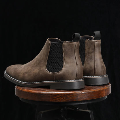 Classic leather Chelsea boots for men | Ridgeway -10