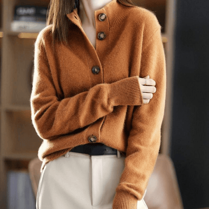 Elegant button-front soft everyday cardigan for women | Daria -3