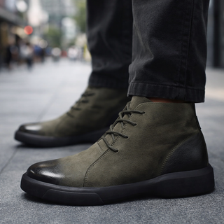 Varelle | Men's Lace-Up Ankle Chukka Boots with Chunky Sole