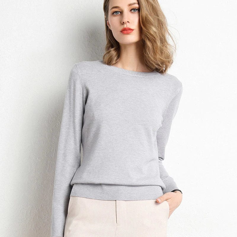 Classic round-neck timeless everyday jumper for women | Alina -3